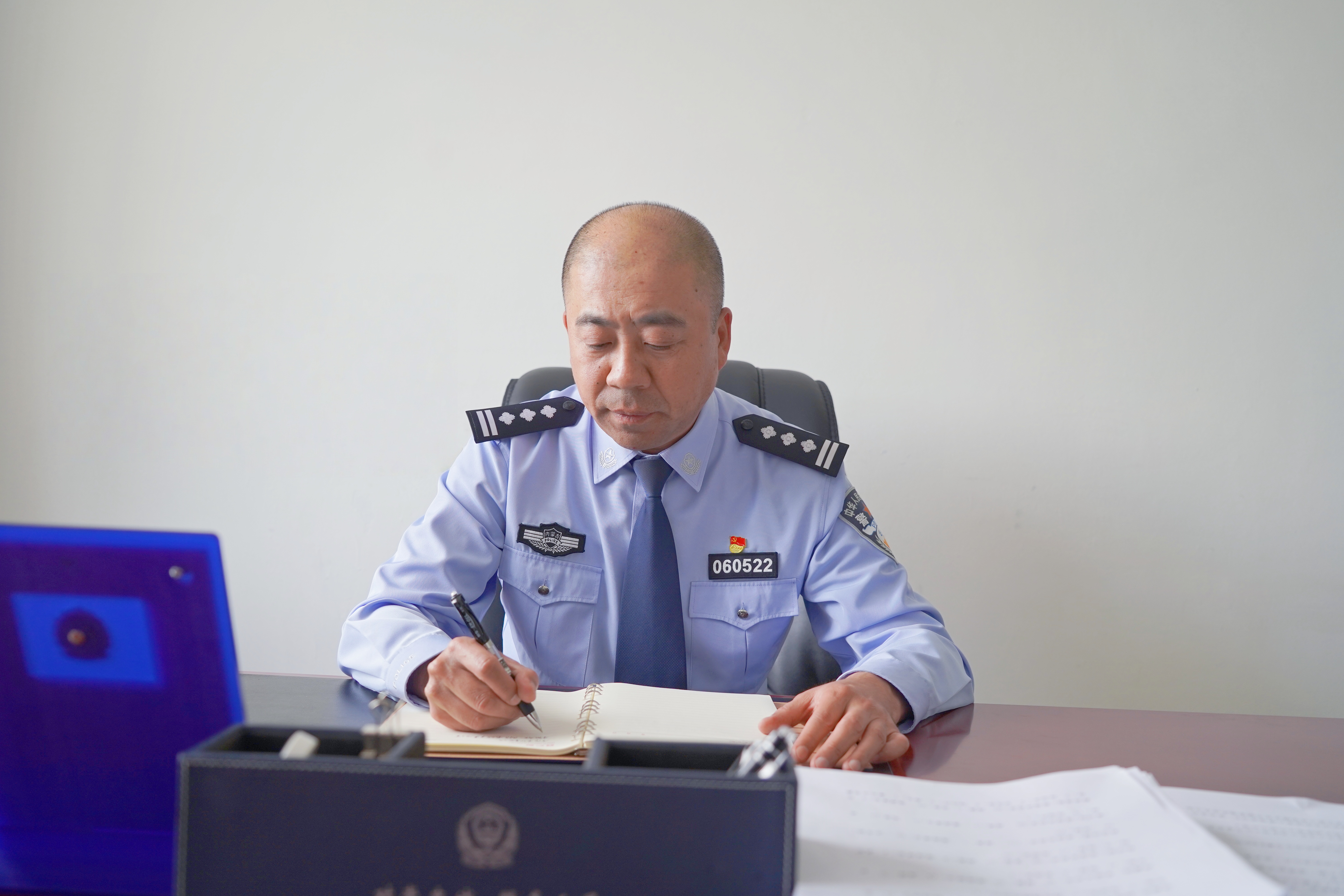 持续深化服务改革  抓好条例贯彻落实——在服务发展和精细管理中书写公安交管新答卷